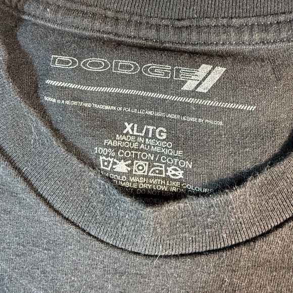 Dodge SRT Hellcat Graphic T Shirt XL Black Muscle Car Racing Flames Muscle Shirt - Picture 2 of 5